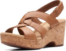 Sandália Clarks Giselle Beach Anabela Couro Caramelo 11 Larga Sandália Clarks Giselle Beach Anabela Couro Caramelo 11 Larga