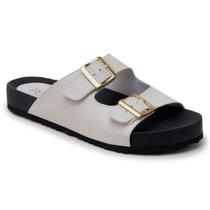 Sandália com fivela - estilo e conforto Sandália com fivela - estilo e conforto