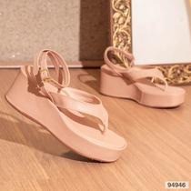 Sandália com Traseira Salto Confort Anabela Asa Delta estilo Chinelo Flatform Plataforma Confortável Ref 2160