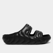 Sandália Crocs Classic Cozzy Overpuff