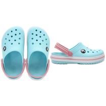 Sandália crocs crocband clog juvenil ice blue/white