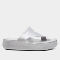 Sandália Crocs Getaway Metallic Platform Toe Loop Feminina