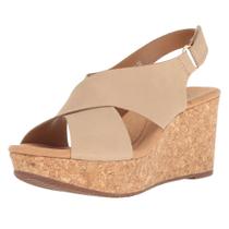 Sandália de cunha Clarks Annadel Eirwyn para mulheres Sand - 8 Wide US Sandália de cunha Clarks Annadel Eirwyn para mulheres Sand - 8 Wide US