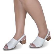 Sandália de Salto em Couro Branco