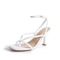 Sandália DREAM PAIRS Sylvestra Branca Salto 8 - 8,5 cm