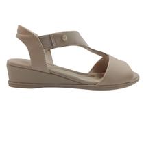 Sandália Feminina Comfortflex Anabela Casual 2470403 Sandália Feminina Comfortflex Anabela Casual 2470403