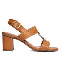 Sandália Feminina Salto Bloco Aplicações Douradas Caramelo