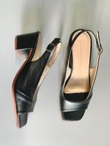 Sandália Feminina Salto Bloco Confortável Estilo Slingback - Preto - Salto 5,5 cm - Giovanna da Mata