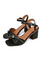 Sandália Feminina Salto Bloco Médio 7cm com Strass Elegante Confortável Bico Quadrado Moderna Casual