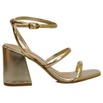 Sandália Feminina Salto Médio em Napa Com Tiras Flor Da Pele 12001 Sandália Feminina Salto Médio em Napa Com Tiras Flor Da Pele 12001