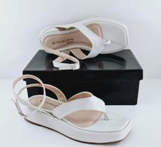 Sandália Flat com Amarração no Tornozelo