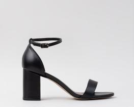 Sandália Gisele CBK Salto Alto Grosso Couro Preto Sandália Gisele CBK Salto Alto Grosso Couro Preto