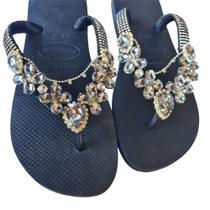 Sandália Havaianas com Pedra Fumê Sandália Havaianas com Pedra Fumê