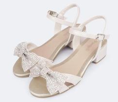 Sandália Infantil com Salto Pampili Strass - Conforto e Estilo