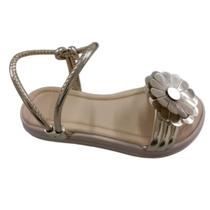 Sandália Infantil Menina Delicada e Confortável com Detalhe de Flor Dourada Sandália Infantil Menina Delicada e Confortável com Detalhe de Flor Dourada