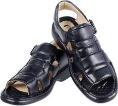 Sandália Masculina de Couro Bico Aberto Ref.: 3600 Resistente Fivela Linha Conforto Preta/Café Sandália Masculina de Couro Bico Aberto Ref.: 3600 Resistente Fivela Linha Conforto Preta/Café