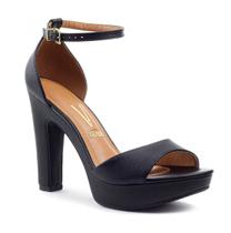 Sandália meia pata com salto alto plataforma preta