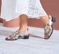 Sandália Metalizada - Prata Velho