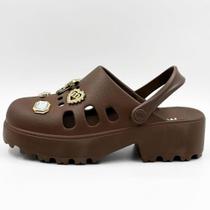 Sandália Moleca Babuch Tratorada Feminino Sandália Moleca Babuch Tratorada Feminino