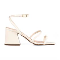 Sandália Orquídea Verniz