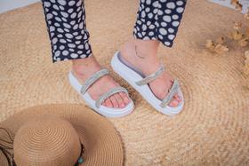 Sandália Papete Confortável Tiras De Brilho Strass Branco, estilosa confortável
