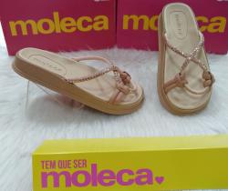 Sandália Papete da Moleca Feminina Tira Santorini tira pele 5509.101 Sandália Papete da Moleca Feminina Tira Santorini tira pele 5509.101