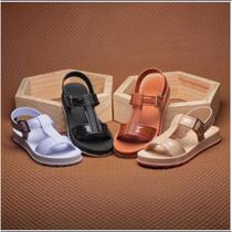 Sandália Papete Injetada Confortável Lançamento Com Fivela Do 33 ao 40 Sandália Papete Injetada Confortável Lançamento Com Fivela Do 33 ao 40