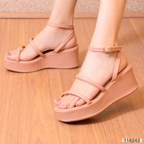 Sandalia Plataforma Flat Papete Anabela Confort peep toe Confortável Feminino 2 tiras baulada Ref 2156 Sandalia Plataforma Flat Papete Anabela Confort peep toe Confortável Feminino 2 tiras baulada Ref 2156