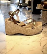 Sandália plataforma luxo bronze Sandália plataforma luxo bronze