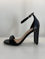 Sandália Preto Verniz Show Sandália Preto Verniz Show