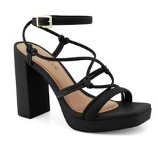 Sandália Ramarim Meia Pata Preta Salto Grosso 10cm Elegância e Conforto Sandália Ramarim Meia Pata Preta Salto Grosso 10cm Elegância e Conforto