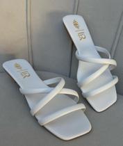 Sandália Rasteira Akemi Branca