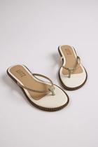 Sandália Rasteira Littz Com Tiras Delicadas E Detalhe Central Calce Facil Branco Sandália Rasteira Littz Com Tiras Delicadas E Detalhe Central Calce Facil Branco