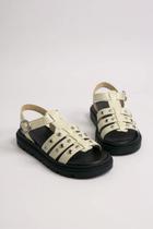 Sandália Rasteira Moleca Com Tachas E Solado Tratorado Confortável Branco Off