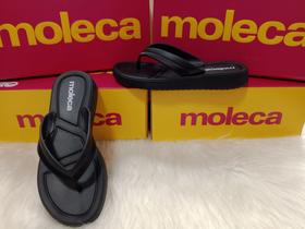 Sandália Rasteira Moleca em PVC- 5548.100 Sandália Rasteira Moleca em PVC- 5548.100