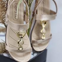 Sandália Rasteirinha Feminina Detalhe no Cabedal Beira Rio