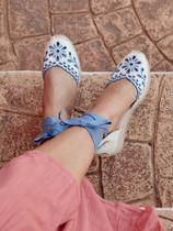 Sandália Romero Anabela 5 cm Bordado Azul Jeans