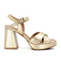Sandália Salto Bloco Couro Metalizado Tiras Cruzadas - Usaflex Sandália Salto Bloco Couro Metalizado Tiras Cruzadas - Usaflex