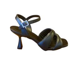 Sandália salto taça preta entrlaçada Labourê