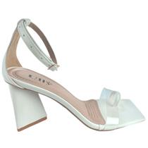 Sandália Salto Triangular 9cm Branco com Tira Regulagem no Tornozelo Detalhe Branco no Dedo com Acabamento Vinil - ULLY Sandália Salto Triangular 9cm Branco com Tira Regulagem no Tornozelo Detalhe Branco no Dedo com Acabamento Vinil - ULLY