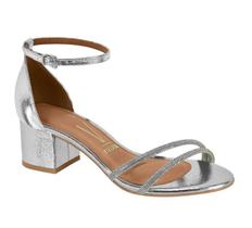Sandália Vizzano Salto Bloco Baixo Traseiro Fechado Tiras Cristal Metalizado Cor:PrataTamanho:35Gênero:Feminino Sandália Vizzano Salto Bloco Baixo Traseiro Fechado Tiras Cristal Metalizado Cor:PrataTamanho:35Gênero:Feminino