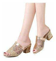 Sandálias de lantejoulas com bico aberto