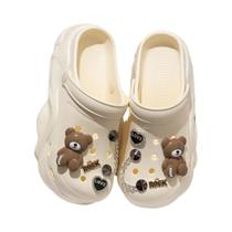 Sandálias De Praia E Sapatos De Jardim Femininos DIY Com Corrente Prateada E Decoração De Urso