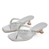 Sandálias Eteridrey Kitten Heels Flip Flop Silver Strass Sandálias Eteridrey Kitten Heels Flip Flop Silver Strass