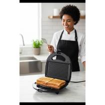 Sanduicheira E Grill Antiaderente 750W Preta 2 em 1