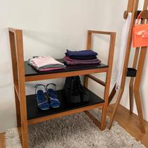 Sapateira Estante para Sala de Livros de Madeira e MDF 2 Prateleiras Baixa Eleonor Cor Natural e Preta