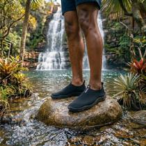 Sapatilha Aquática de Neoprene AquaVibe Solado Tratorado Antiderrapante Esportiva Hibrida Trilha Antiderrapante Unissex Água Terra Natação Praia