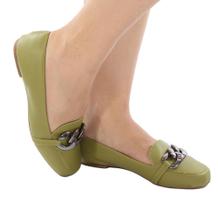 Sapatilha com fivela verde militar confort