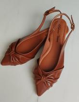 Sapatilha Feminina Bico Fino Slingback Confortável Aberta Atrás sem Salto, cor Marrom