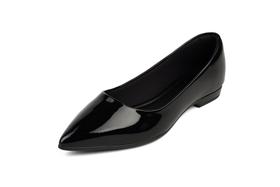 Sapatilha Feminina Ceci Verniz Preto Bico Fino Elegante e Versátil